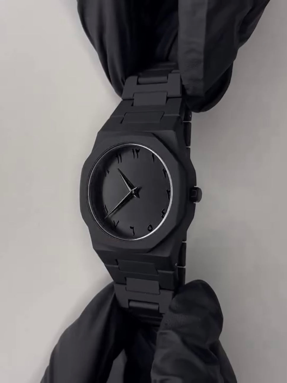 Arabic Style Black Aura Watch